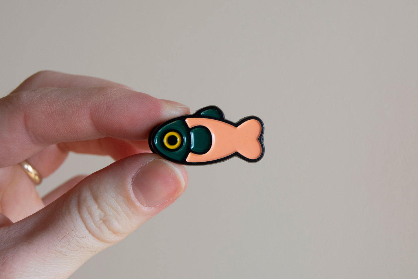 Fish Pin - Coral / Dark Green