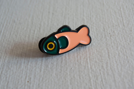 Fish Pin - Coral / Dark Green