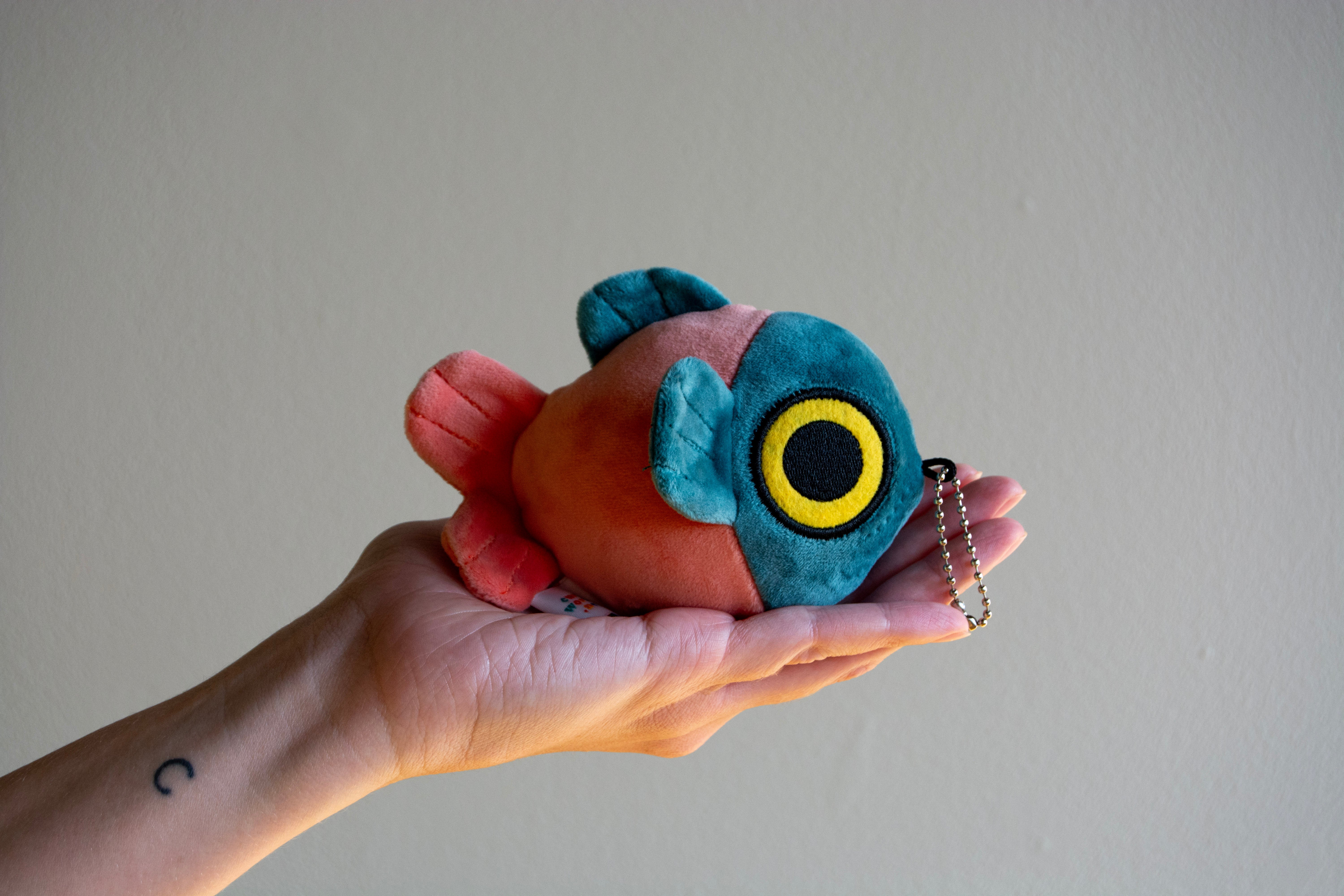 Mochi Fish Fry Plush Keychain – Curlworks