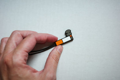 Cigarette Zipper Pull