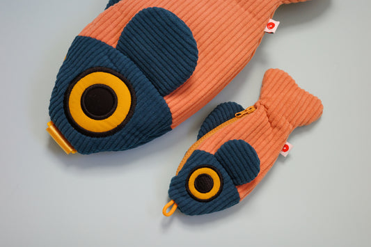 The Fish Pouch - Coral / Dark Green